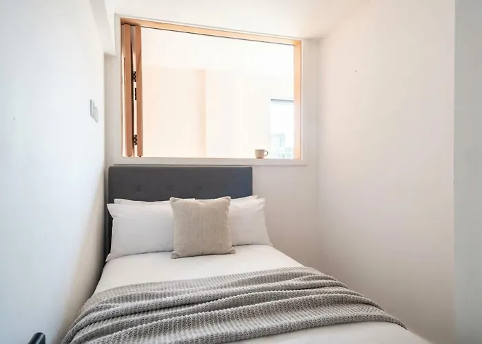 Modern And Quirky 2 Bed Flat In Apartamento