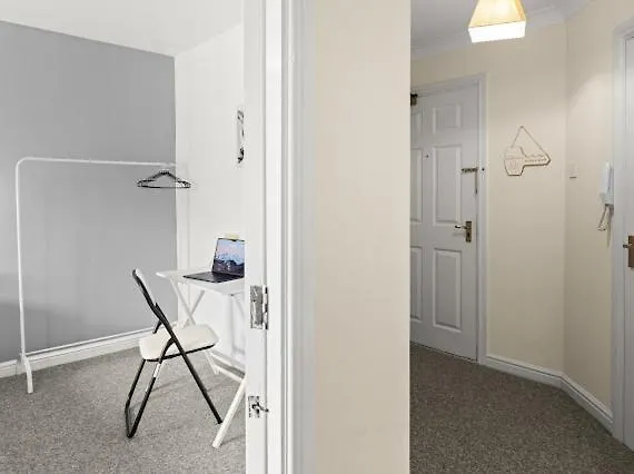 아파트 Arosa Escape- Modern2 Bed Suite,sleeps 5,free Parking,ps4,kingbed,wifi,near Christies *