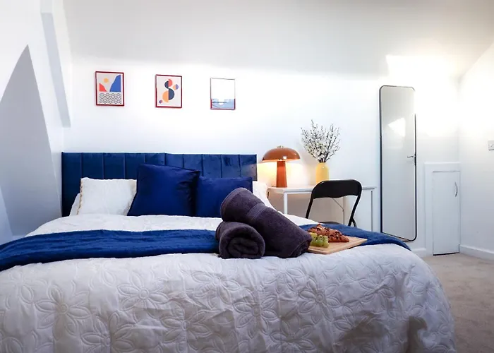 Near Uni And Hospital - Long - Fast Wi-fi - 15 Mins To Apartament *