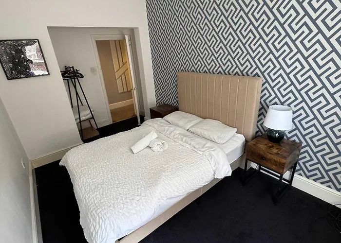 Charming 2-bed In M16 Apartamento Mánchester