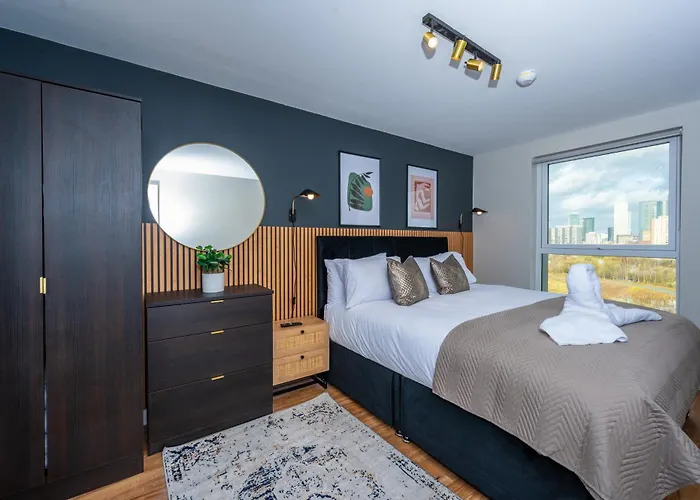 Luxury Waterfront 2br - Free Gym Access & Parking * Mánchester