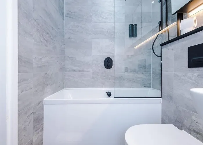 Stylish 1br Near Centre Salford Apartamento *