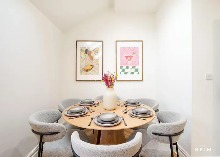 Shuttle At The Heim Apartment Manchester