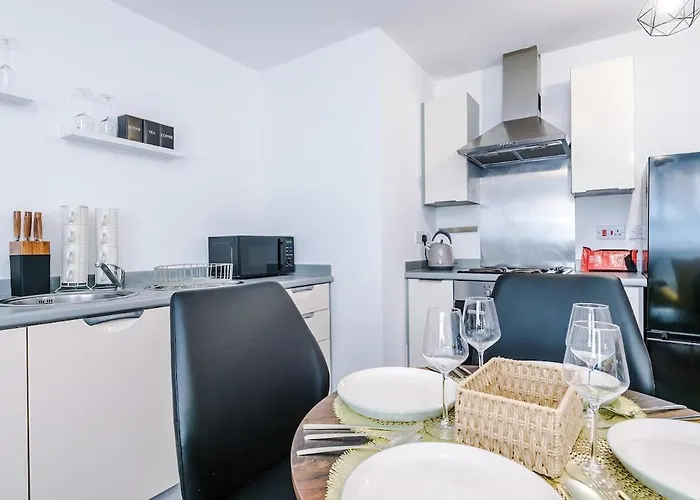 Appartement Stylish 2 Bedroom, 2 Bathroom With Free Parking