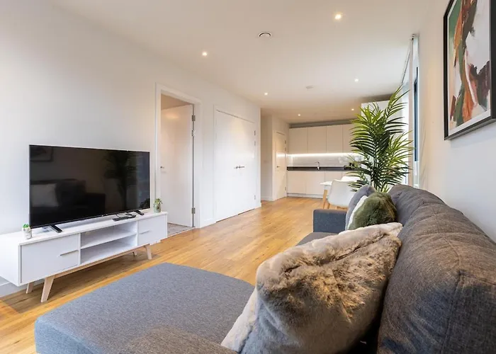 Apartment Centre, Spacious