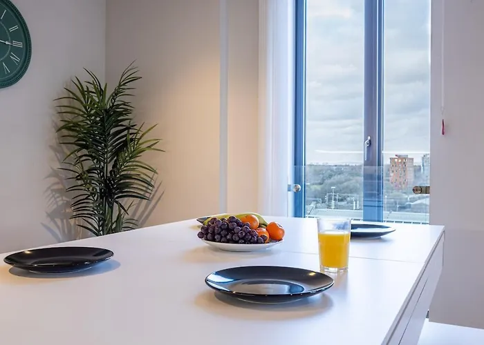 Centre Apartment, Pool Table Manchester