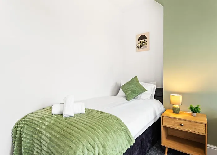 Comfortable 4 Bed - Free Parking & Fast Wifi Lägenhet Denton (Tameside)