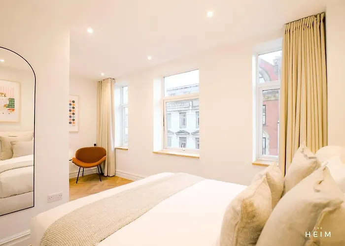 Herringbone At The Heim Appartamento