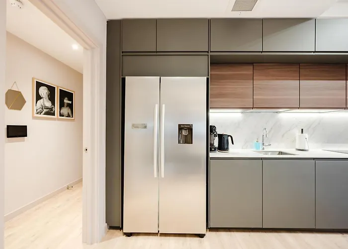 Walk To Chinatown &theatres Apartment Manchester