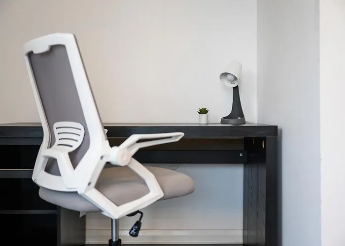 Apartament Spacious 3 Bedroom House For Single & Group Upto 10 Guests And Free Parking For 3 Cars Manchester