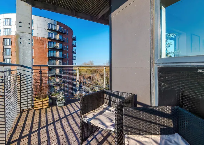 Stylish Mcr 1br Etihad Coop Live Parking مانشستر