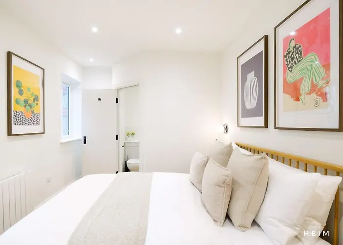 Serge At The Heim Apartment