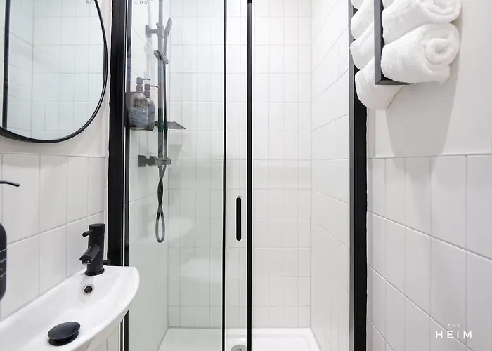 Apartment Shuttle At The Heim *