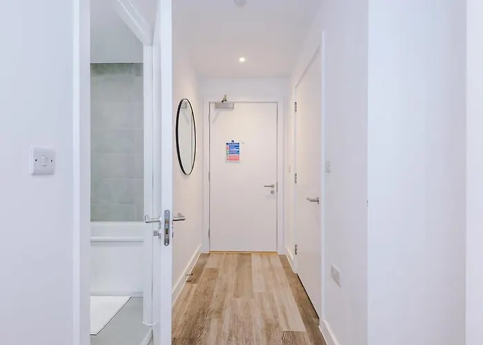 Cosy 1br Near Media & Centre *