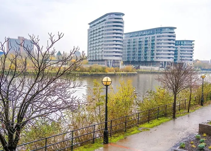 Cosy 1br Near Media & Centre Apartament *