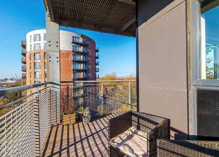 شقة Stylish Mcr 1br Etihad Coop Live Parking *