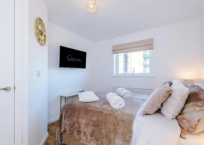 Stylish Mcr 1br Etihad Coop Live Parking شقة