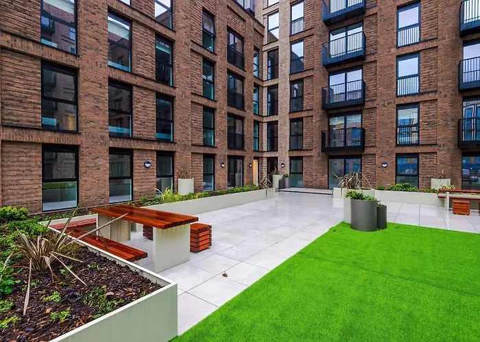 Cosy 1br Near Media & Centre