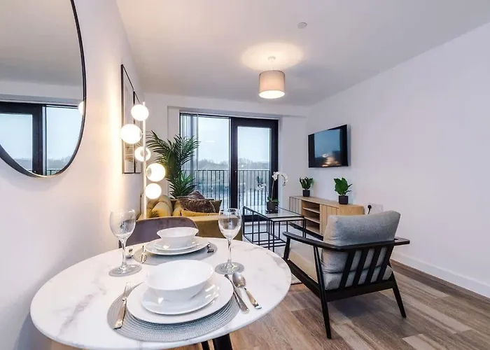 Apartamento Cosy 1br Near Media & Centre