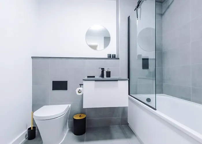 Cosy 1br Near Media & Centre