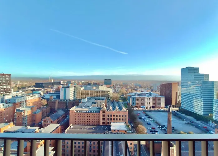 Modern Near Oxford Road, Centre * 맨체스터