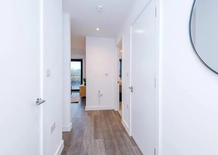 Cosy 1br Near Media & Centre