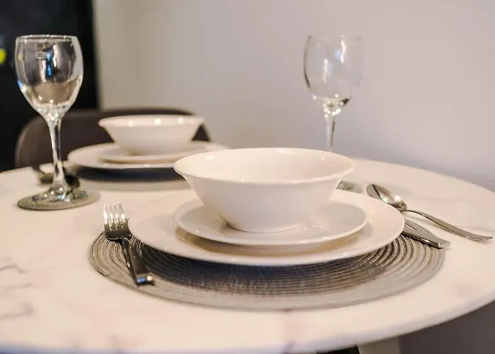 Cosy 1br Near Media & Centre Apartamento