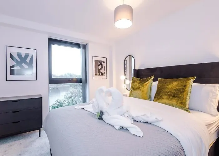 Cosy 1br Near Media & Centre