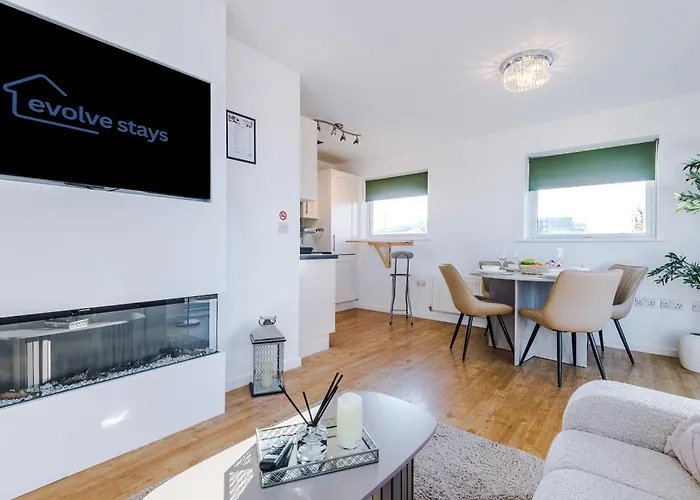 Stylish Mcr 1br Etihad Coop Live Parking *