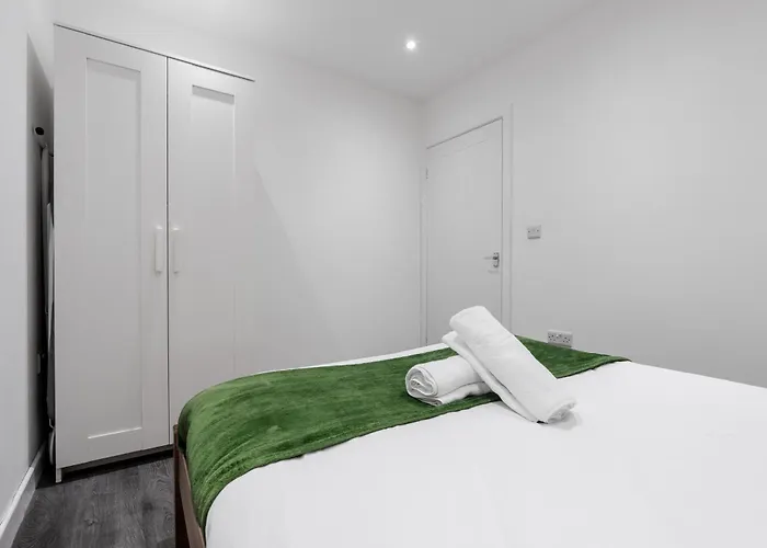 The Ideal Urban 4br - Coop - Etihad - Parking - Ev *