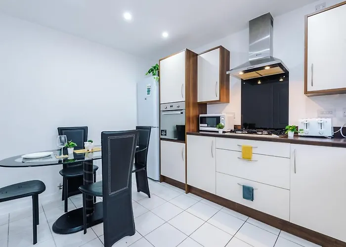 Apartment Luxury 3 Bedroom House Close To Center Manchester