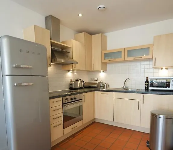 Daire Deansgate For 14 Nights *