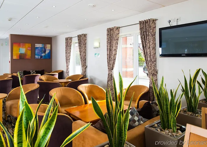 Otel Express East By Ihg 3*