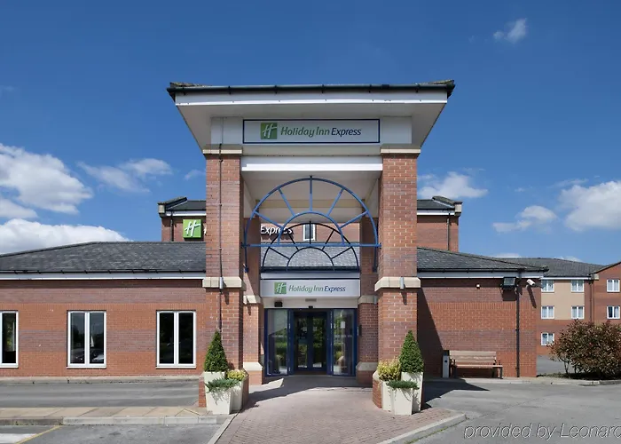 Express East By Ihg Otel 3*