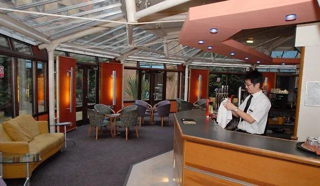 Weston Hall - Halls Of 2*