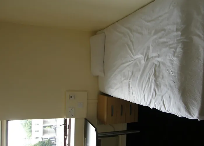 Otel Weston Hall - Halls Of Manchester