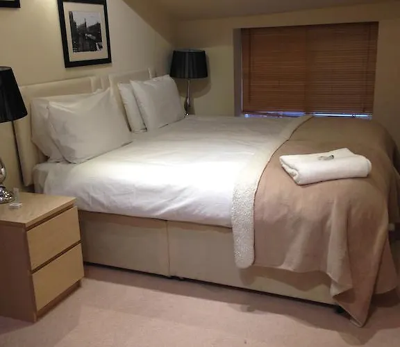 Otel Lower Turks Head 3*