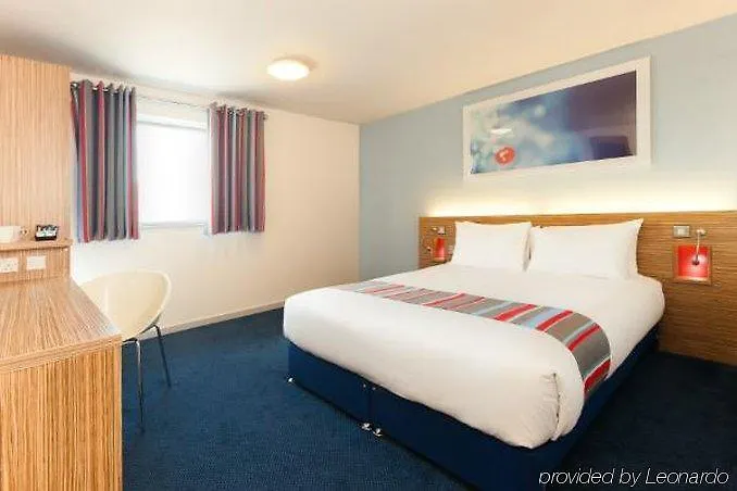 Travelodge Ancoats ホテル 3*