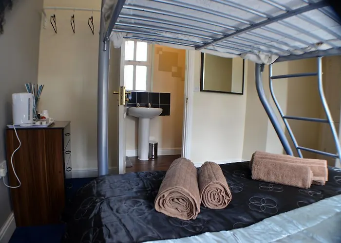 Schuster House * Manchester