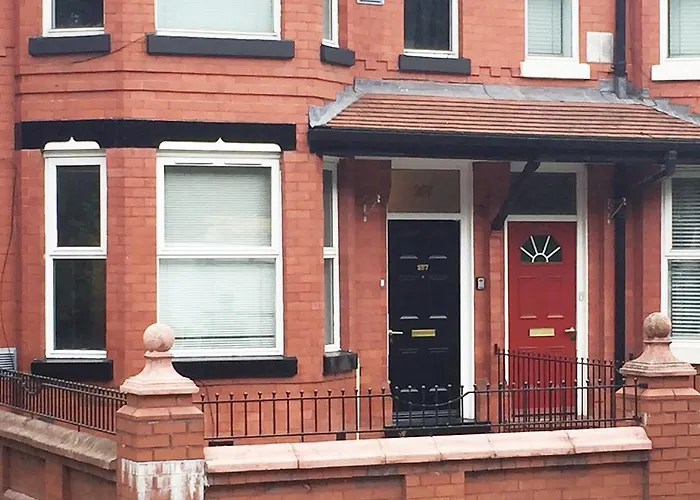 South Contractors Townhouse