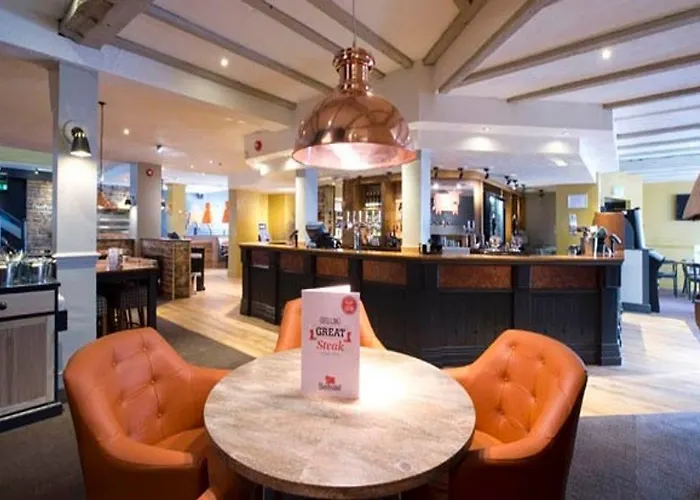 Hotel Premier - Heaton Park 3*