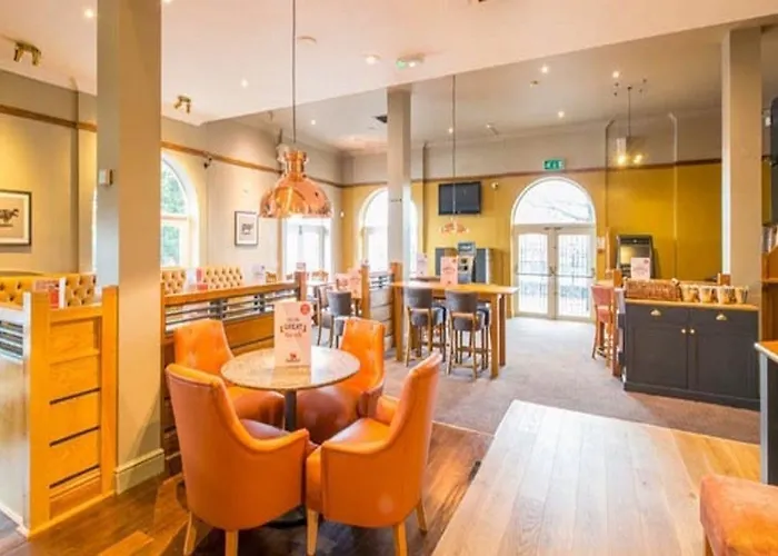 Premier Premier Salford Quays