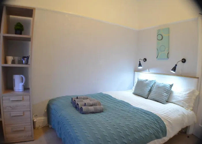 Sandy House Konukevi Manchester