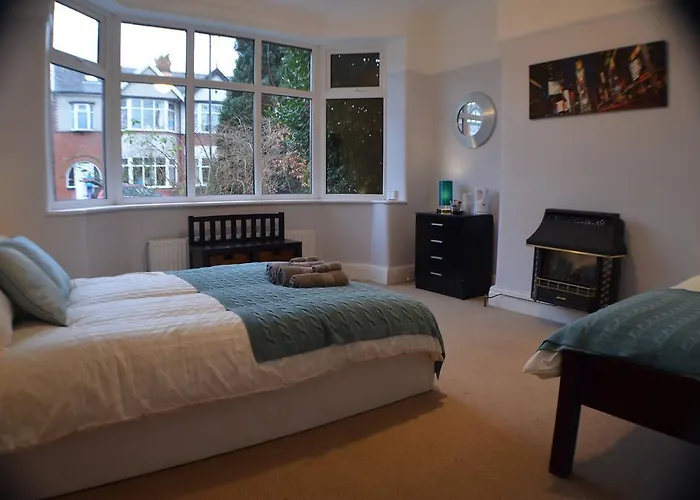 Konukevi Sandy House Manchester