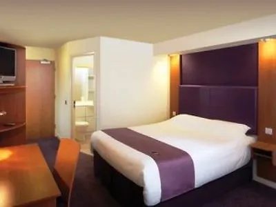 Hotel Premier Airport Runger Lane South Manchester