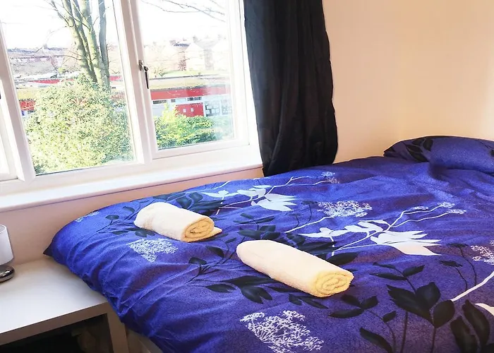 Park Drive Townhouse Manchester