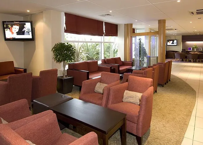 Premier Airport Runger Lane South 3*