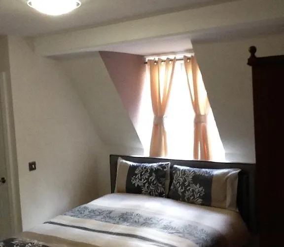 The Milverton Manchester