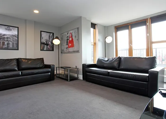 Hotel apartamentowy The Warehouse 4*