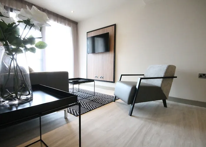 La Reserve Lägenhetshotell 4*